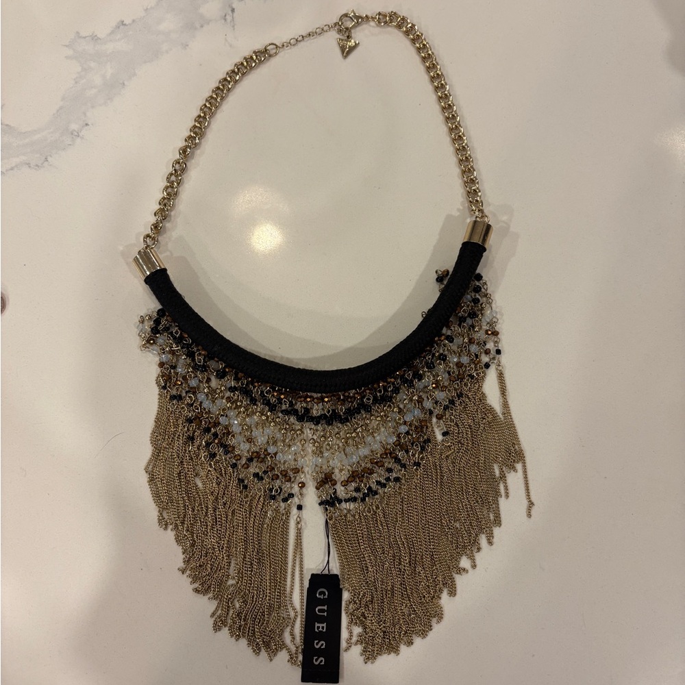 Amazing Guess statement piece (NWT)